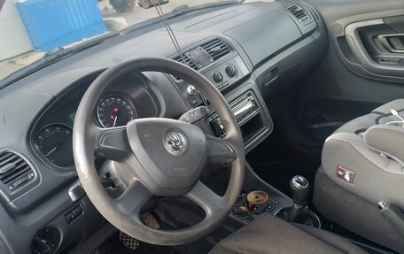 Skoda Fabia II, 2013 год, 450 000 рублей, 6 фотография