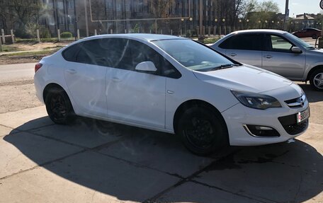 Opel Astra J, 2013 год, 850 000 рублей, 6 фотография