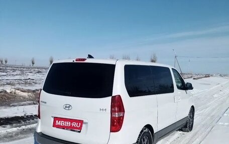 Hyundai H-1 II рестайлинг, 2020 год, 2 990 000 рублей, 3 фотография