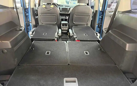 Volkswagen Touran III, 2021 год, 2 330 000 рублей, 12 фотография