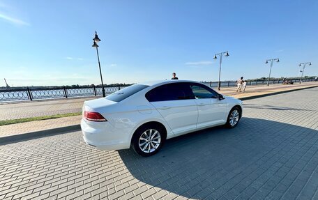 Volkswagen Passat B8 рестайлинг, 2015 год, 1 780 000 рублей, 3 фотография