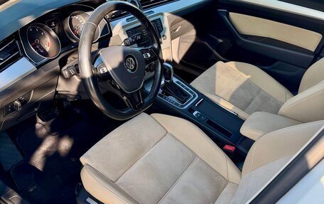 Volkswagen Passat B8 рестайлинг, 2015 год, 1 780 000 рублей, 5 фотография