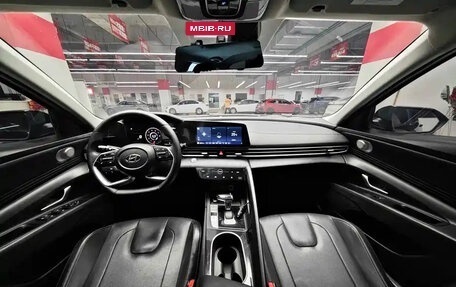 Hyundai Elantra, 2022 год, 1 465 000 рублей, 6 фотография