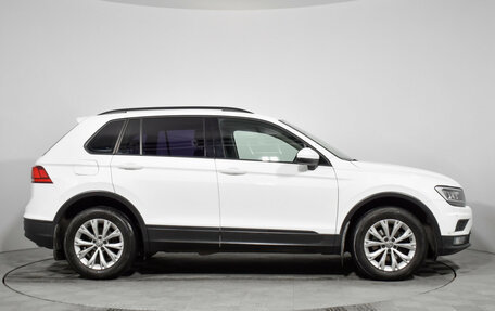 Volkswagen Tiguan II, 2020 год, 2 159 000 рублей, 4 фотография