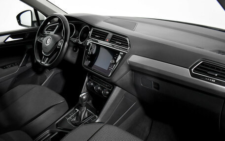 Volkswagen Tiguan II, 2020 год, 2 159 000 рублей, 14 фотография