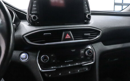 Hyundai Santa Fe IV, 2018 год, 2 599 000 рублей, 18 фотография