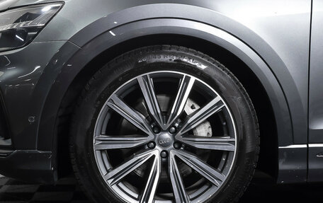 Audi Q8 I, 2019 год, 5 829 000 рублей, 32 фотография