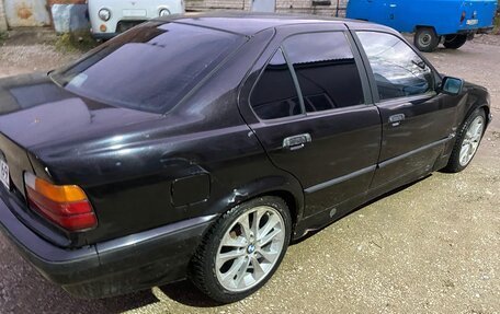 BMW 3 серия, 1997 год, 250 000 рублей, 9 фотография