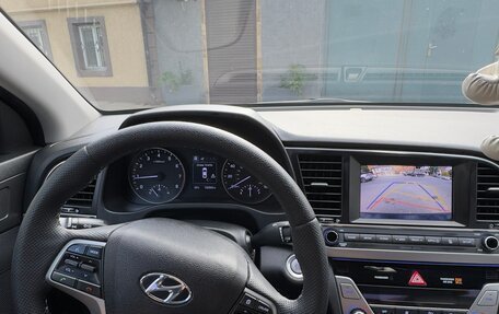 Hyundai Elantra VI рестайлинг, 2016 год, 1 360 000 рублей, 9 фотография