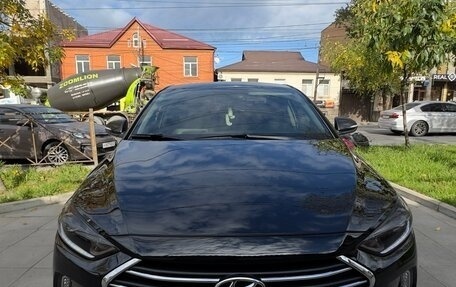 Hyundai Elantra VI рестайлинг, 2016 год, 1 360 000 рублей, 16 фотография