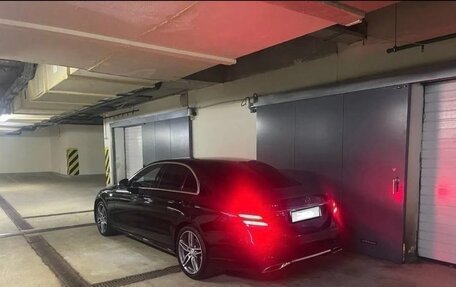 Mercedes-Benz E-Класс, 2018 год, 2 899 000 рублей, 6 фотография