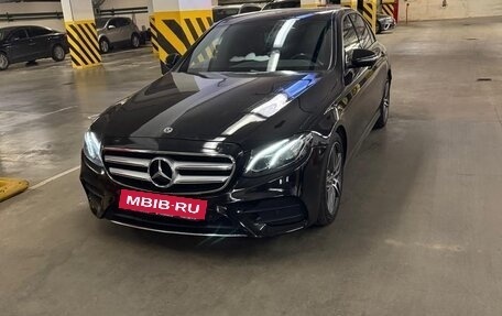 Mercedes-Benz E-Класс, 2018 год, 2 899 000 рублей, 2 фотография