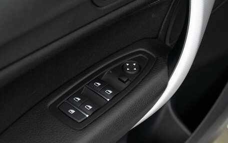 BMW 1 серия, 2019 год, 2 294 077 рублей, 16 фотография