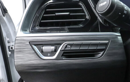 Geely Tugella FY11, 2023 год, 3 130 000 рублей, 9 фотография