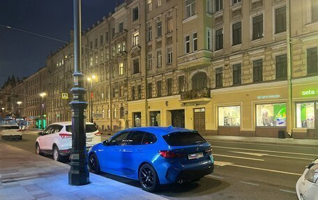 BMW 1 серия, 2021 год, 2 800 000 рублей, 4 фотография