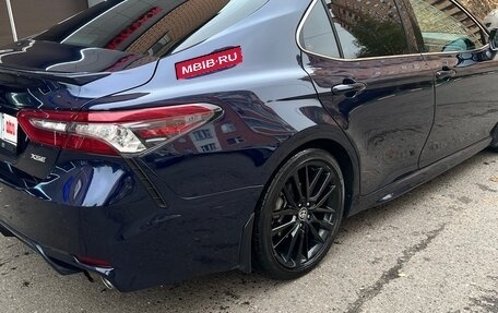 Toyota Camry, 2020 год, 2 350 000 рублей, 8 фотография