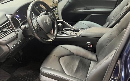 Toyota Camry, 2020 год, 2 350 000 рублей, 10 фотография