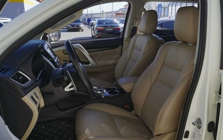 Mitsubishi Montero Sport, 2019 год, 2 745 000 рублей, 11 фотография