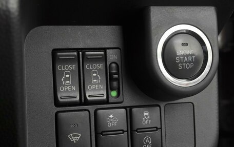 Toyota Tank I, 2017 год, 1 039 000 рублей, 17 фотография