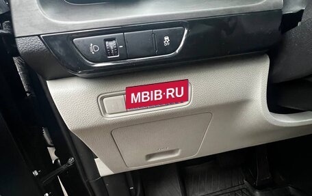 KIA Carnival, 2022 год, 4 000 000 рублей, 8 фотография