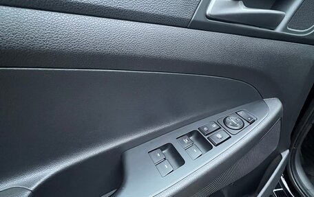 Hyundai Tucson III, 2018 год, 1 500 000 рублей, 20 фотография