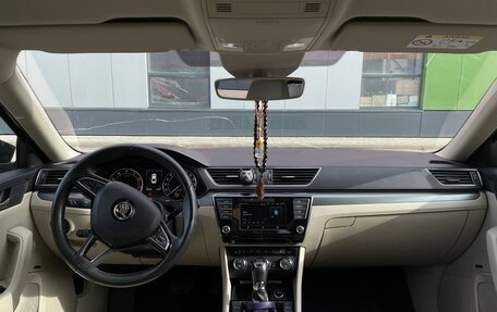 Skoda Superb III рестайлинг, 2015 год, 2 516 000 рублей, 10 фотография