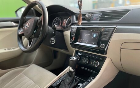 Skoda Superb III рестайлинг, 2015 год, 2 516 000 рублей, 14 фотография