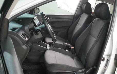 Hyundai Solaris II рестайлинг, 2018 год, 999 000 рублей, 10 фотография