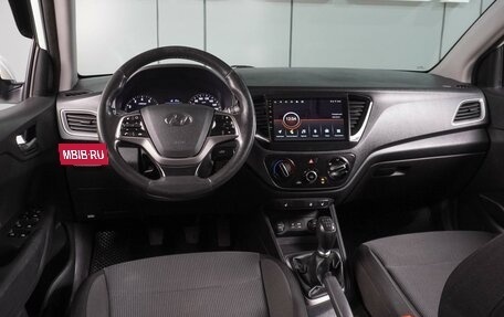 Hyundai Solaris II рестайлинг, 2018 год, 999 000 рублей, 6 фотография