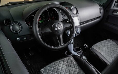 Mitsubishi Colt VI рестайлинг, 2004 год, 409 000 рублей, 6 фотография