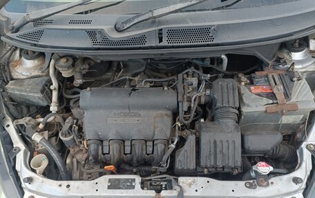 Honda Fit III, 2005 год, 310 000 рублей, 11 фотография