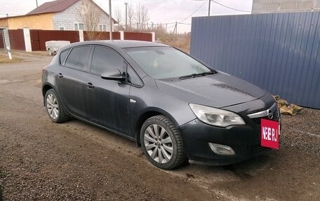 Opel Astra J, 2011 год, 399 000 рублей, 2 фотография