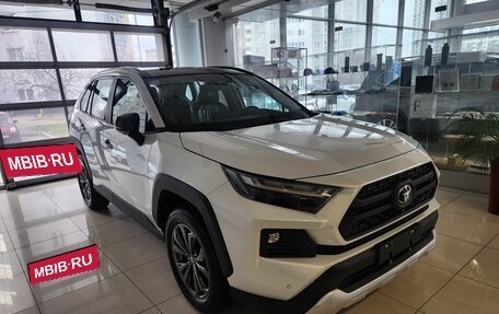 Toyota RAV4, 2025 год, 4 200 000 рублей, 4 фотография