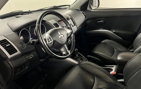 Mitsubishi Outlander III рестайлинг 3, 2011 год, 1 380 000 рублей, 7 фотография