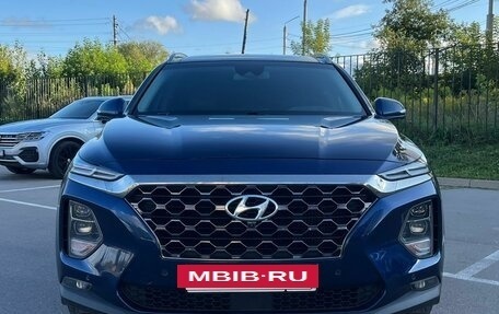 Hyundai Santa Fe IV, 2019 год, 2 590 000 рублей, 2 фотография