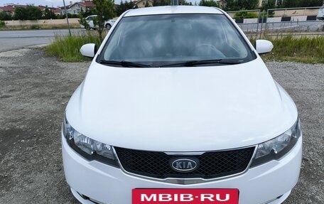 KIA Cerato III, 2010 год, 950 000 рублей, 2 фотография