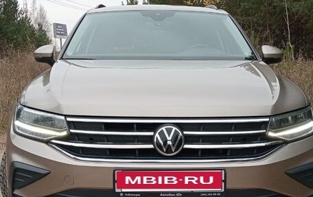 Volkswagen Tiguan II, 2021 год, 3 400 000 рублей, 5 фотография