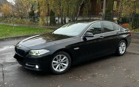 BMW 5 серия, 2014 год, 1 850 000 рублей, 8 фотография