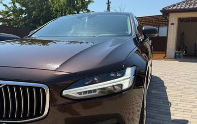 Volvo S90 II рестайлинг, 2019 год, 2 800 000 рублей, 1 фотография
