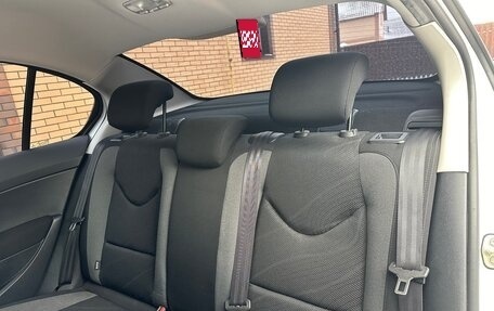 Peugeot 408 I рестайлинг, 2013 год, 695 000 рублей, 14 фотография