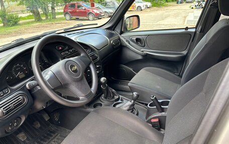 Chevrolet Niva I рестайлинг, 2017 год, 715 000 рублей, 7 фотография