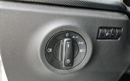 Volkswagen Polo VI (EU Market), 2020 год, 1 555 000 рублей, 20 фотография