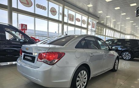 Chevrolet Cruze II, 2011 год, 849 000 рублей, 5 фотография