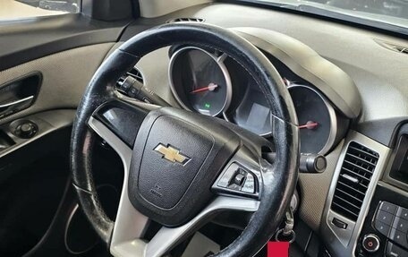 Chevrolet Cruze II, 2011 год, 849 000 рублей, 21 фотография
