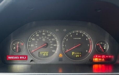 Volvo XC90 II рестайлинг, 2003 год, 830 000 рублей, 20 фотография