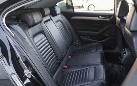 Volkswagen Passat B8 рестайлинг, 2018 год, 1 990 000 рублей, 7 фотография