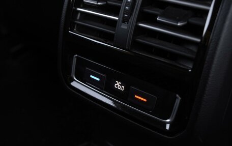 Volkswagen Passat B8 рестайлинг, 2018 год, 1 990 000 рублей, 19 фотография