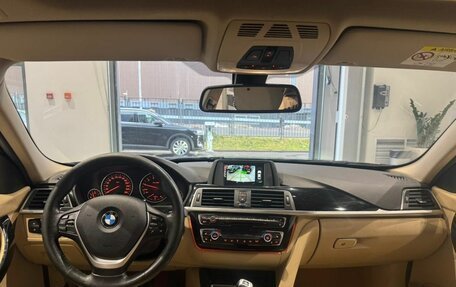 BMW 3 серия, 2017 год, 1 680 000 рублей, 15 фотография