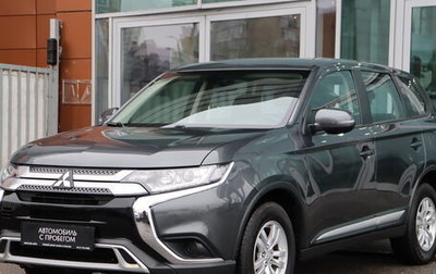Mitsubishi Outlander III рестайлинг 3, 2018 год, 2 150 000 рублей, 1 фотография