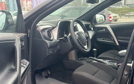 Toyota RAV4, 2019 год, 2 395 000 рублей, 7 фотография